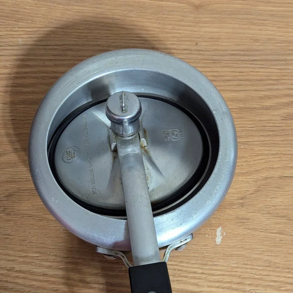VINTAGE HAWKINS Aluminum Pressure cooker